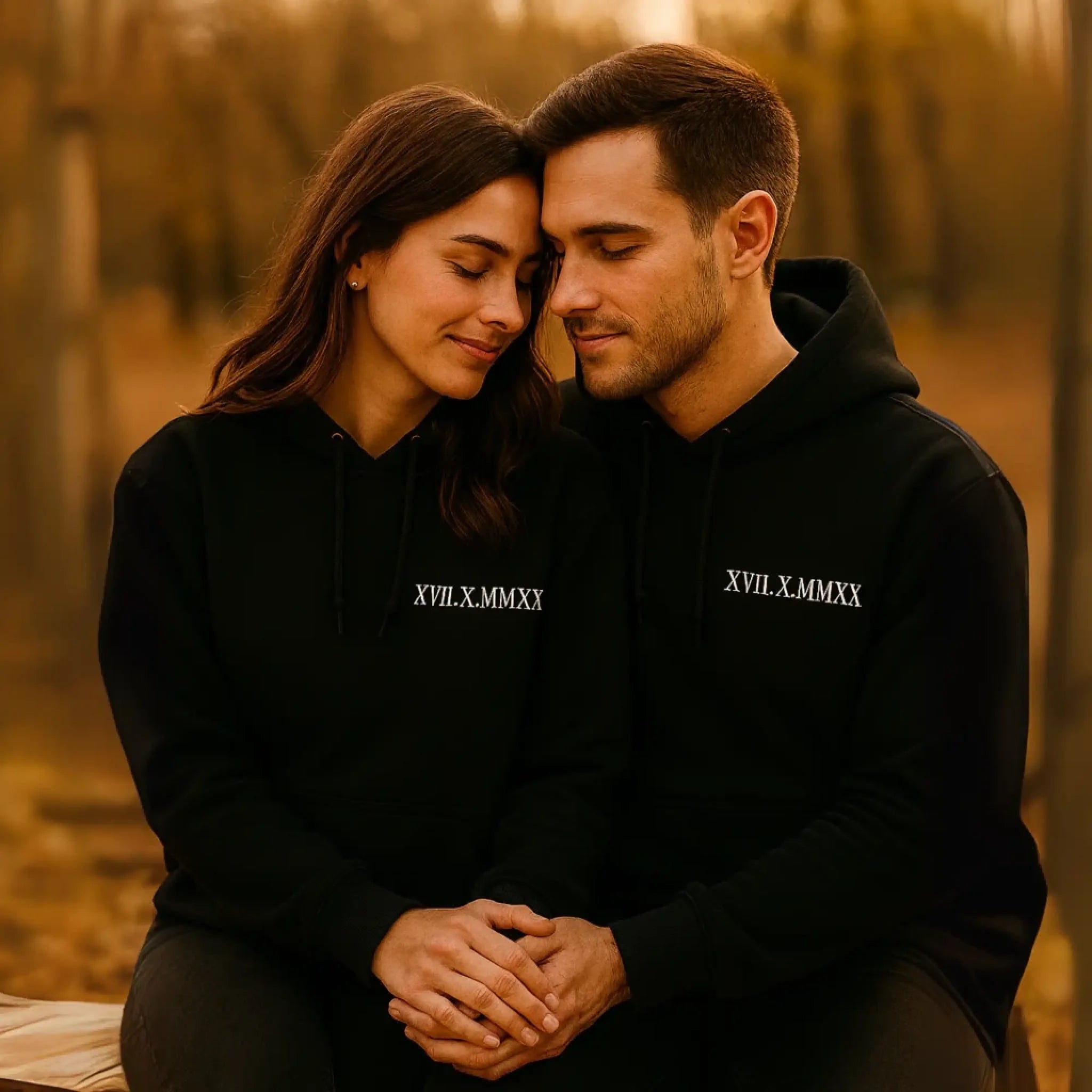 Paar-Romische-Hoodie-2