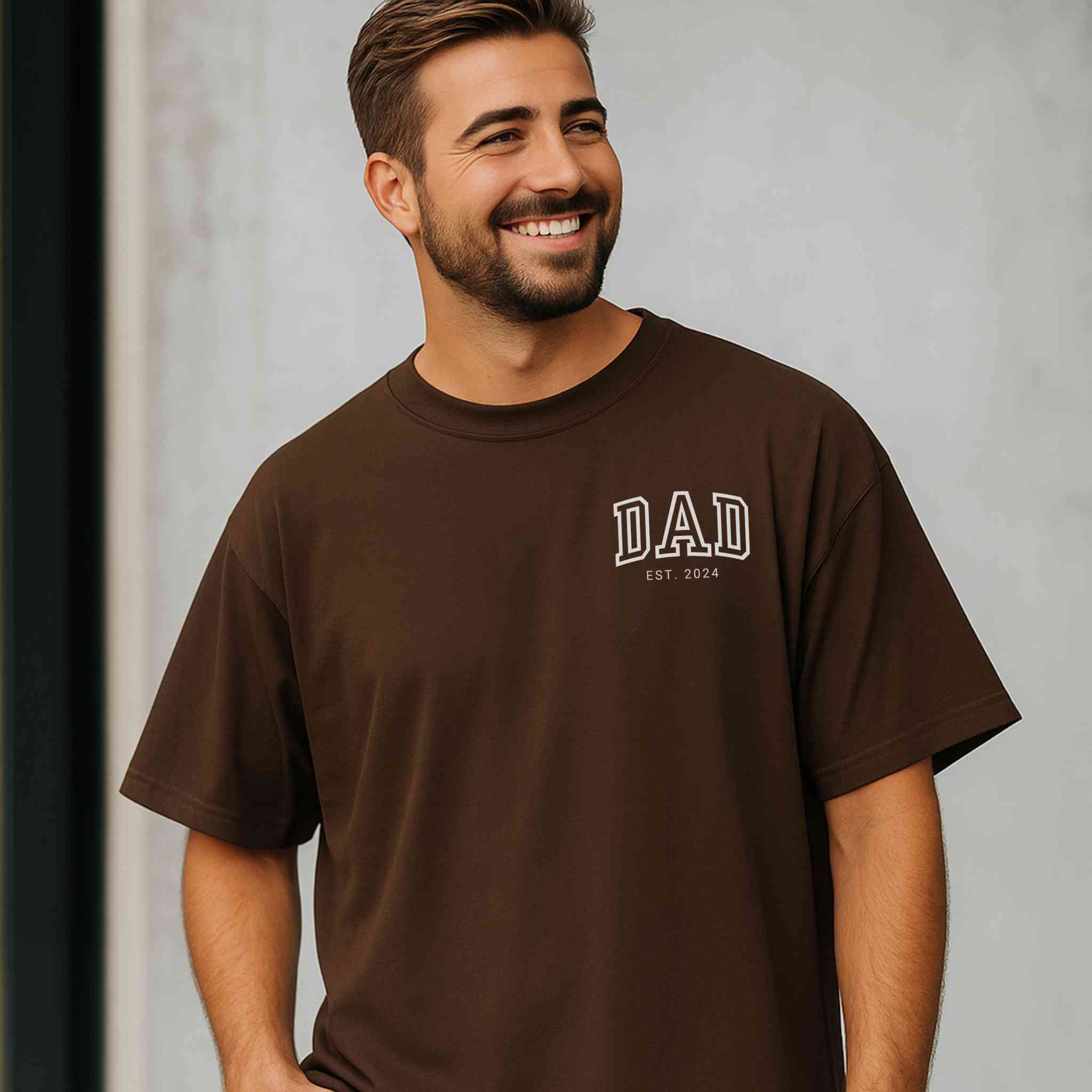 “DAD” - Personalisiertes Heavy Cotton T-Shirt
