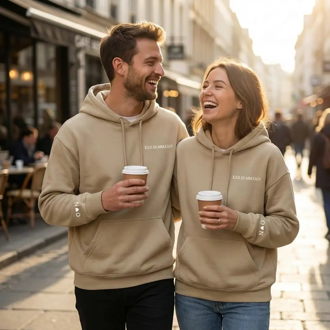"Römische Zahlen" - Individuell bestickter Paar-Hoodie