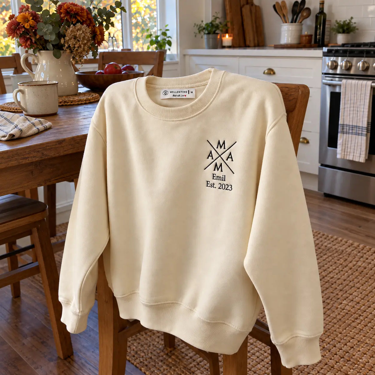 "Mama Crossed” - Personalisiertes Sweatshirt mit Kindernamen und Datum