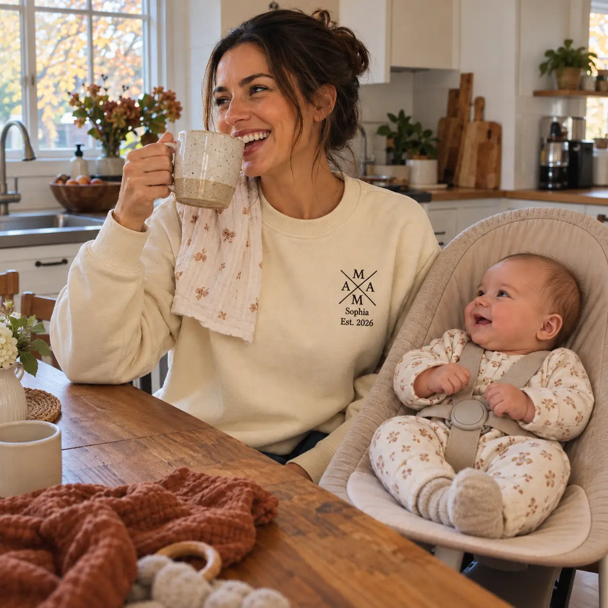 "Mama Crossed” - Personalisiertes Sweatshirt mit Kindernamen und Datum